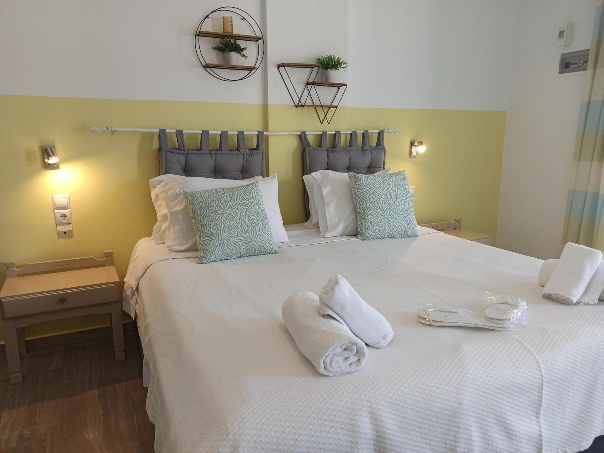 Theodora Rooms Poros Town Pokój zdjęcie