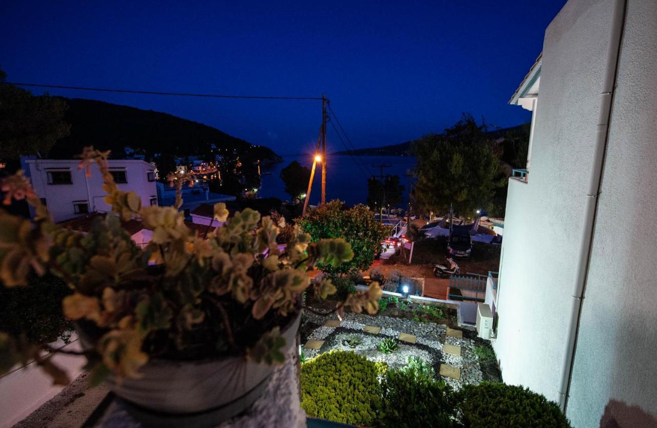 Theodora Rooms Poros Town Zewnętrze zdjęcie